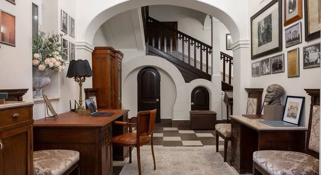 LAVICON Дом Гордона